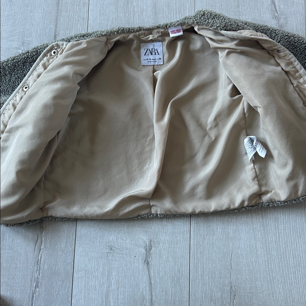 Zara Jacket - Picture 3 of 4